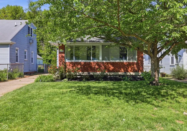 3rd image of 4912 Evanston Ave, Indianapolis, IN 46205 | MLS# 22102079