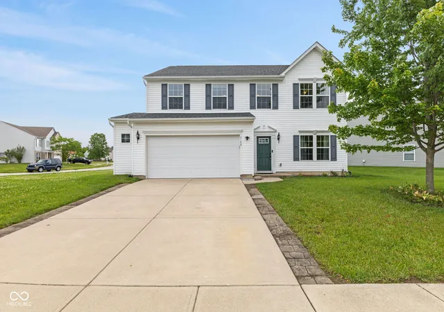 Homes for sale in Whiteland, IN | 3109 Hurst St, Whiteland, IN 46184 | MLS# 22102087