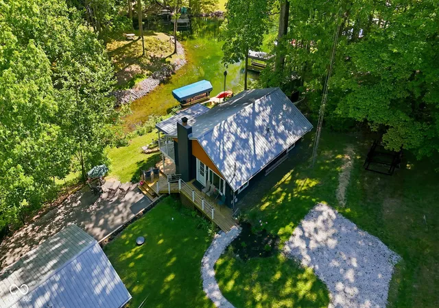 Photo 3 of Single family home for sale at IN | 6417 Nuthatch Dr,IN 46164 | MLS# 22102113 | Listing updated on 2026-09-02