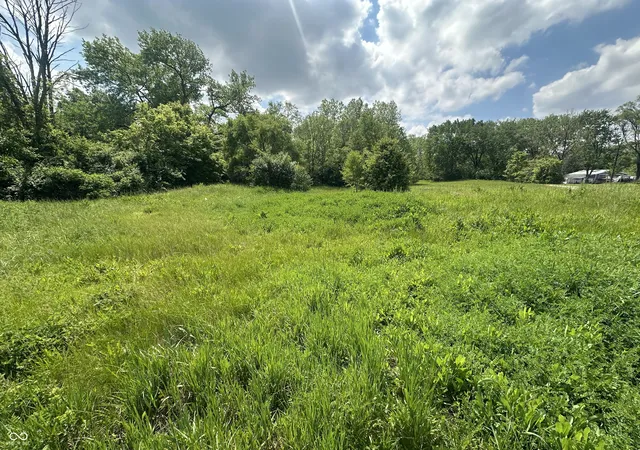 Photo 3 of Sale Pending at 3438 Guion Rd, Indianapolis, IN 46222 | MLS# 22102135 | Listing updated on 2026-08-21