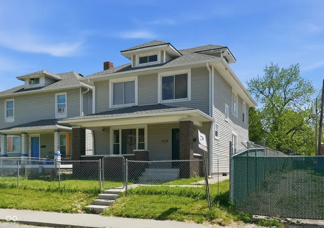 3rd image of 1015 N Oxford St, Indianapolis, IN 46201 | MLS# 22102162