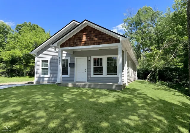 Homes for sale in Indianapolis, IN | 1221 Vandeman St, Indianapolis, IN 46203 | MLS# 22102197