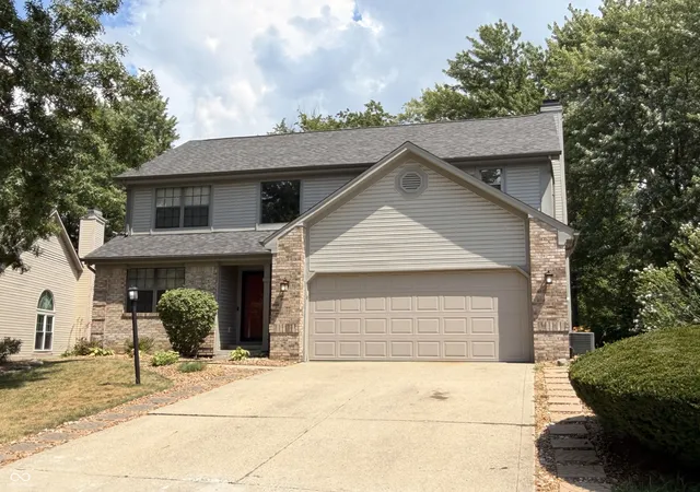 1st image of 6461 Hunters Green Ct, Indianapolis, IN 46278 | MLS# 22102222
