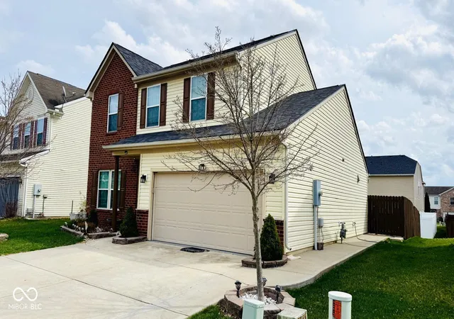 image of 2949 Welcome Wy, Greenwood, IN 46143 | MLS# 22102223