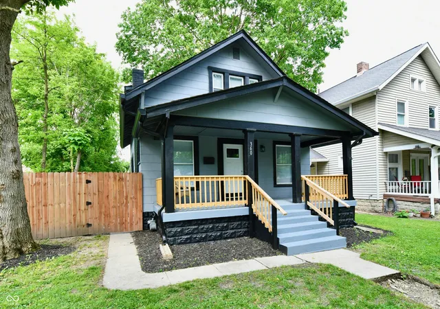 3rd image of 360 S Emerson Ave, Indianapolis, IN 46219 | MLS# 22102296