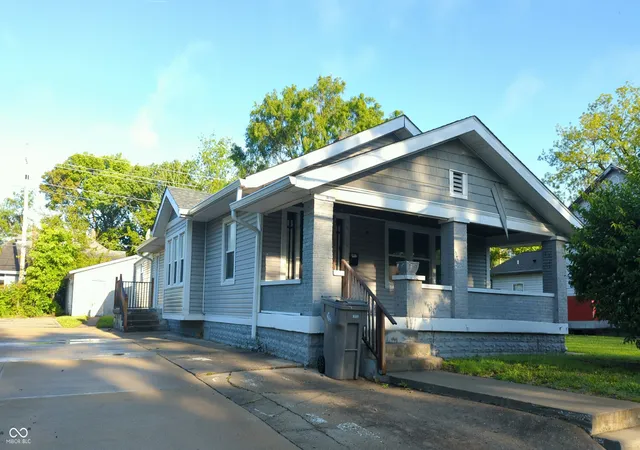 2nd image of 2606 N Harding St, Indianapolis, IN 46208 | MLS# 22102308