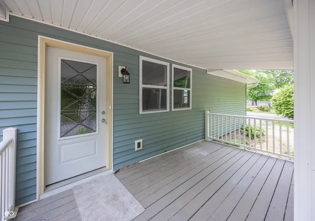 Homes for sale in Knightstown, IN | 611 N Franklin St, Knightstown, IN 46148 | MLS# 22102326
