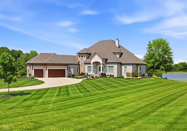 2nd image of 4025 Lochview Ct, Bargersville, IN 46106 | MLS# 22102328
