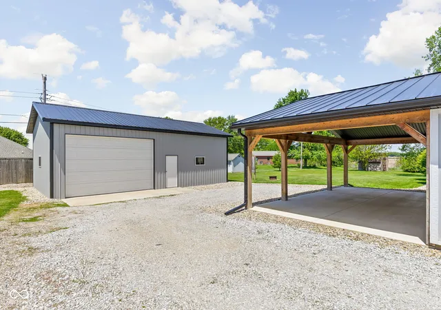 Homes for sale in Rushville, IN | 2087 S State Road 3, Rushville, IN 46173 | MLS# 22102333