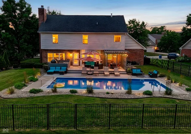 2nd image of 12433 Springbrooke Run, Carmel, IN 46033 | MLS# 22102346
