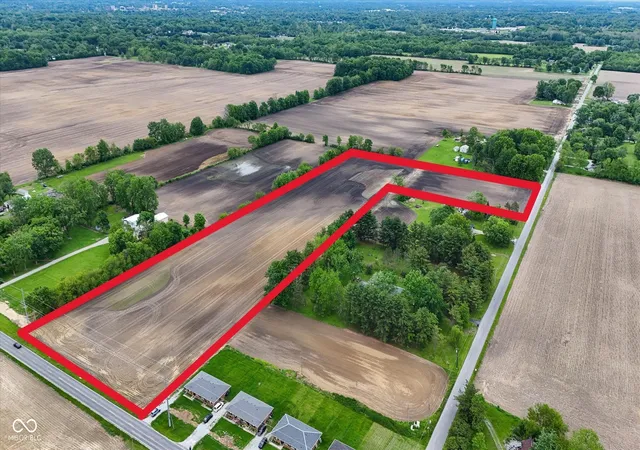 1st image of 0 W Cross St, Anderson, IN 46012 | MLS# 22102375