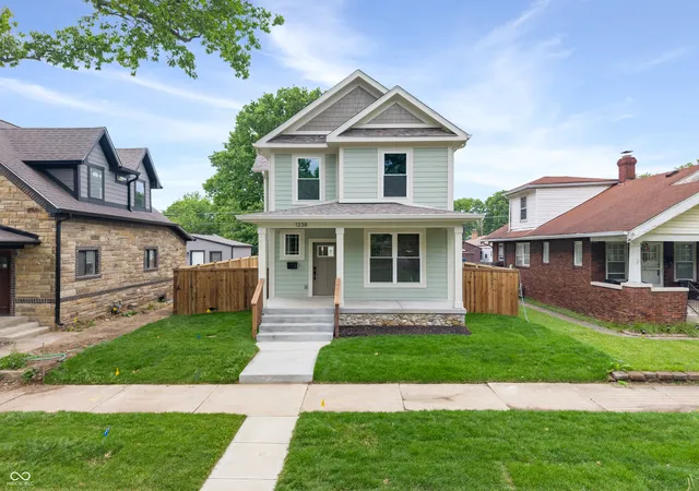 33rd image of 1238 Burdsal Pkwy, Indianapolis, IN 46208 | MLS# 22102445