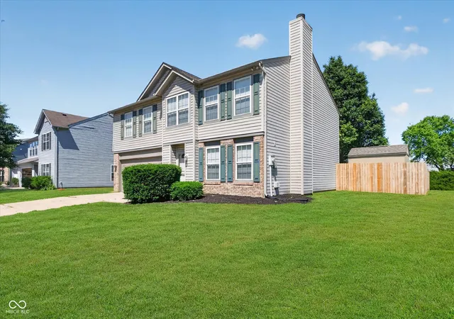 3rd image of 1 Somerset Cir, Brownsburg, IN 46112 | MLS# 22102456