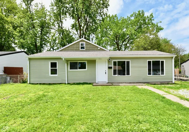 1st image of 3550 Eisenhower Dr, Indianapolis, IN 46224 | MLS# 22102458