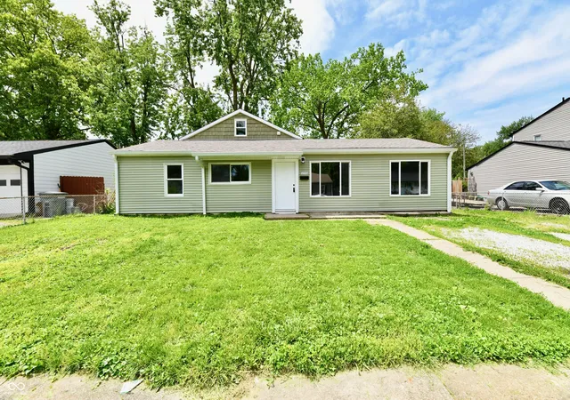 4th image of 3550 Eisenhower Dr, Indianapolis, IN 46224 | MLS# 22102458