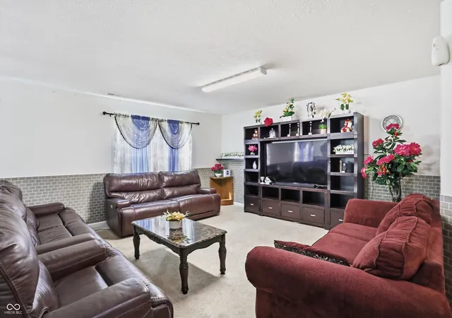 5th image of 953 Beal Wy, Indianapolis, IN 46217 | MLS# 22102479