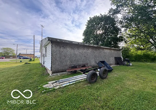 5th image of 211 W Pearl St, Dunkirk, IN 47336 | MLS# 22102492