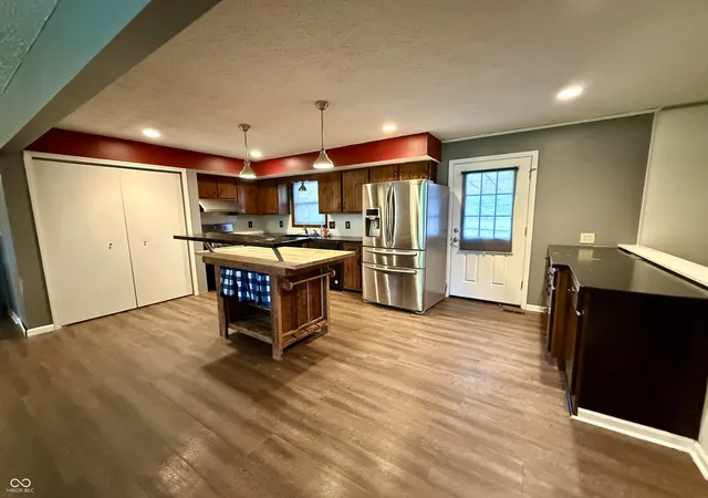 5th image of 2 Holmes Ct, Greenfield, IN 46140 | MLS# 22102496
