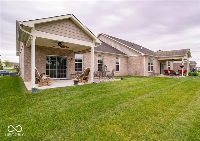 Homes for sale in Greenwood, IN | 1146 Harrier Ln, Greenwood, IN 46143 | MLS# 22102509