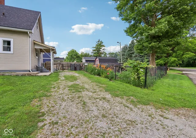 37th image of 1129 Trowbridge St, Indianapolis, IN 46203 | MLS# 22102524