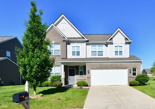 1st image of 8404 Penbrooke Pl, Indianapolis, IN 46237 | MLS# 22102532