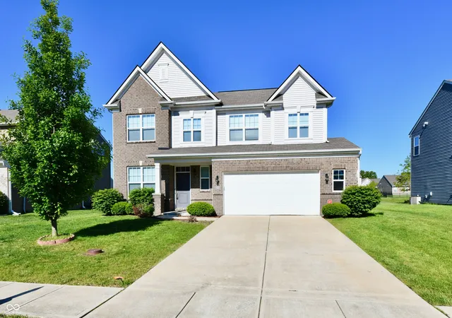 3rd image of 8404 Penbrooke Pl, Indianapolis, IN 46237 | MLS# 22102532