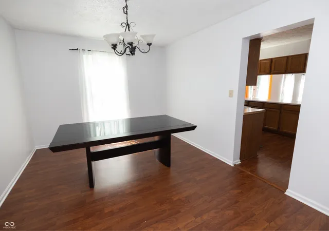 5th image of 6037 Mcclellan Ct, Indianapolis, IN 46254 | MLS# 22102538