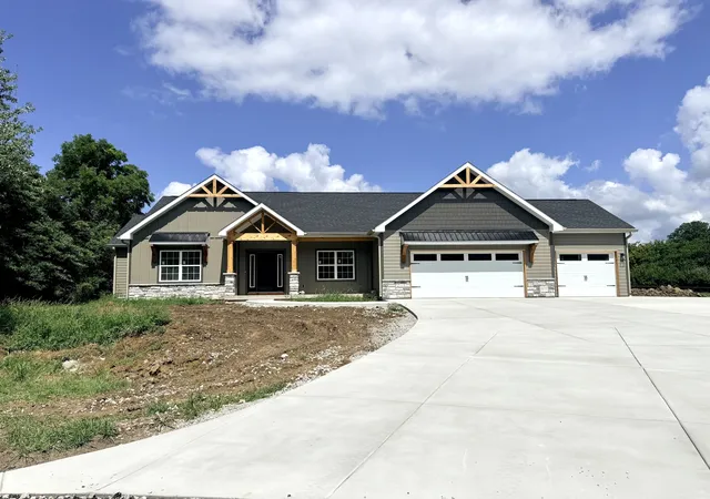 1st image of 1819 Old Waynetown Rd, Crawfordsville, IN 47933 | MLS# 22102559