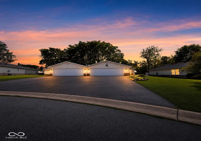 39th image of 7625 Orchard Village Dr, Indianapolis, IN 46217 | MLS# 22102572