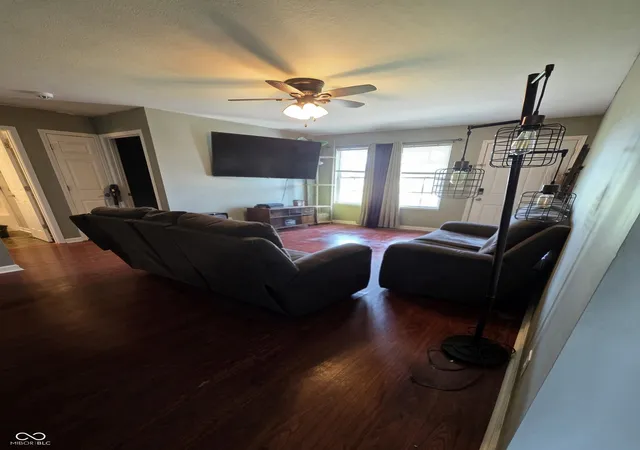 3rd image of 1743 E Graham Blvd, Scottsburg, IN 47170 | MLS# 22102585
