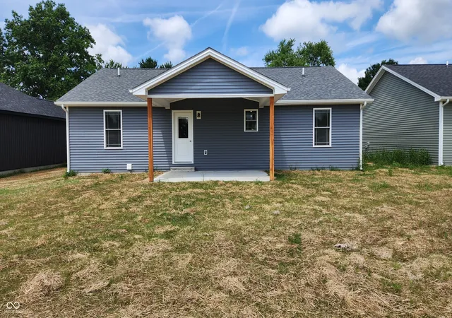 Homes for sale in Seymour, IN | 743 Marley Ln, Seymour, IN 47274 | MLS# 22102595