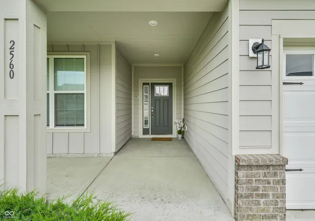 5th image of 2560 Lanai Ln, Greenwood, IN 46143 | MLS# 22102606