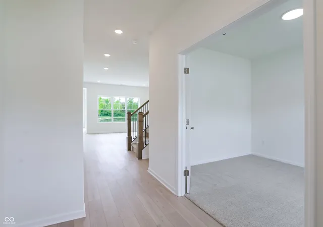 4th image of 8609 Meadowlands Ct, Plainfield, IN 46168 | MLS# 22102633