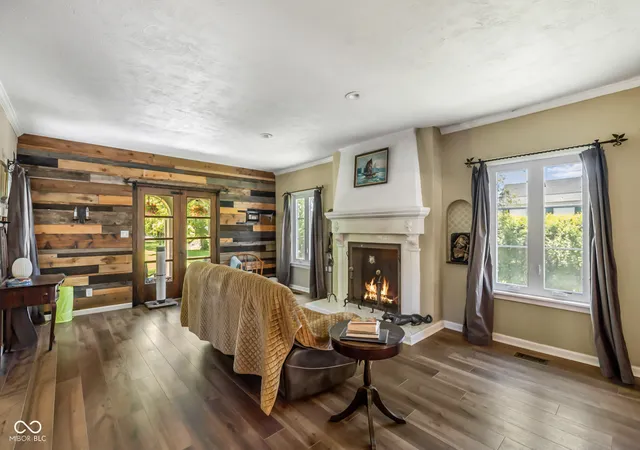 Photo 3 of Single family home for sale at 730 W 6th Street, Seymour, IN 47274 | MLS# 22102645 | Listing updated on 2026-10-26