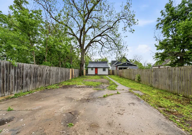 28th image of 2718 Station St, Indianapolis, IN 46218 | MLS# 22102648