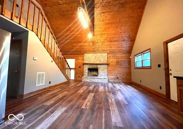2nd image of 1970 Colonial Dr, Martinsville, IN 46151 | MLS# 22102651