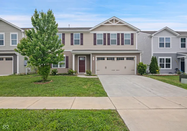 Homes for sale in Greenwood, IN | 345 Campus Ln, Greenwood, IN 46143 | MLS# 22102653