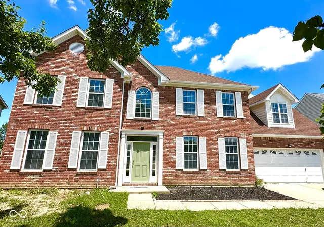 Photo 2 of Single family home for sale at 10142 Ironway Dr, Indianapolis, IN 46239 | MLS# 22102685 | Listing updated on 2026-07-23