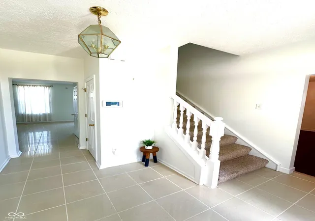 Photo 4 of Single family home for sale at 10142 Ironway Dr, Indianapolis, IN 46239 | MLS# 22102685 | Listing updated on 2026-09-30