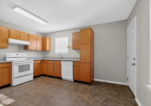 5th image of 18057 Sanibel Cir, Westfield, IN 46062 | MLS# 22102691