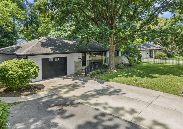 2nd image of 5806 N Rural St, Indianapolis, IN 46220 | MLS# 22102723