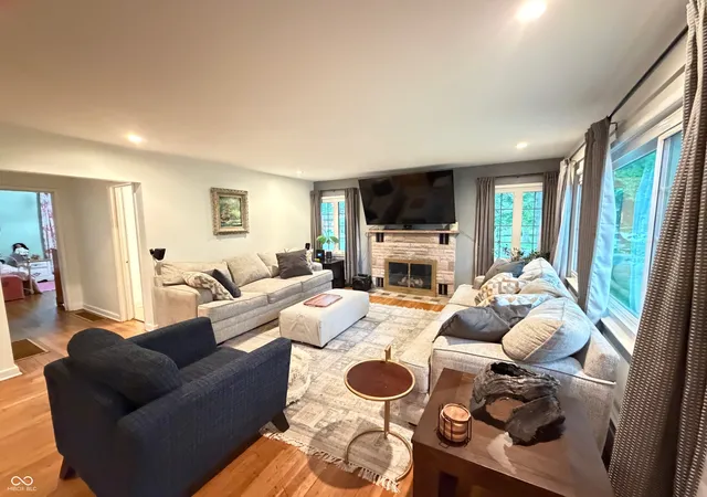 3rd image of 702 Crockett St, Covington, IN 47932 | MLS# 22102728