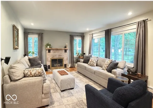 Photo 3 of Single family home for sale at 702 Crockett St, Covington, IN 47932 | MLS# 22102728 | Listing updated on 2026-09-22