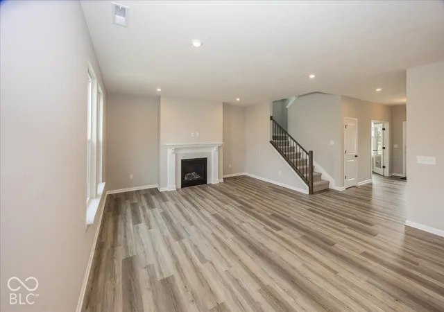 Photo 4 of Single family home for sale at 6434 Stone Side Dr, Plainfield, IN 46168 | MLS# 22102735 | Listing updated on 2026-10-09