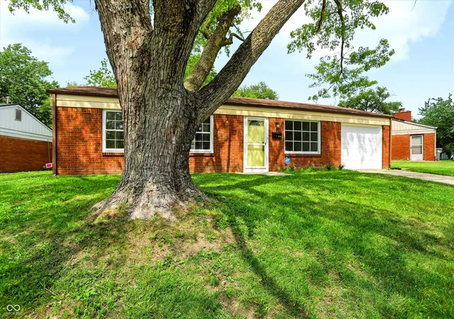 3rd image of 7856 Wysong Dr, Indianapolis, IN 46219 | MLS# 22102741