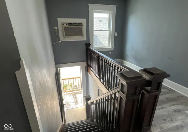 3rd image of 713 Reed St, Columbus, IN 47201 | MLS# 22102744