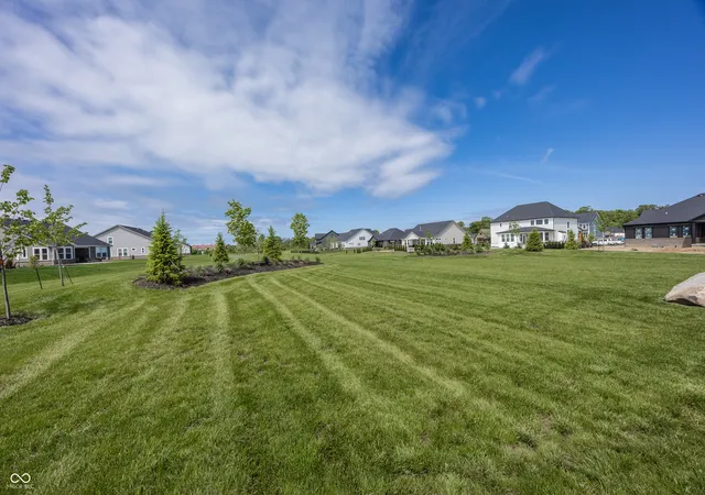 Homes for sale in Mc Cordsville, IN | 6608 Dogwood Dr, Mc Cordsville, IN 46055 | MLS# 22102756
