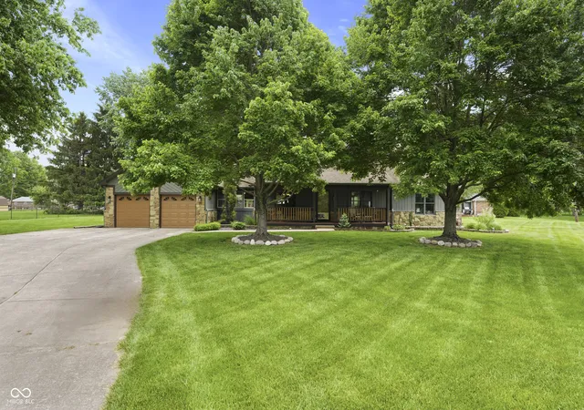 Homes for sale in Indianapolis, IN | 719 Bakeway Ct, Indianapolis, IN 46231 | MLS# 22102791