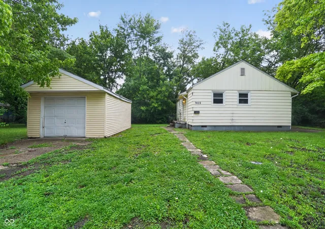 Homes for sale in Indianapolis, IN | 7402 E 46Th St, Indianapolis, IN 46226 | MLS# 22102800