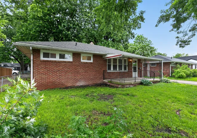 3rd image of 4723 N Longworth Ave, Indianapolis, IN 46226 | MLS# 22102827